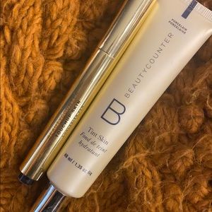 Beautycounter porcelain: fair, coverup pen: fair